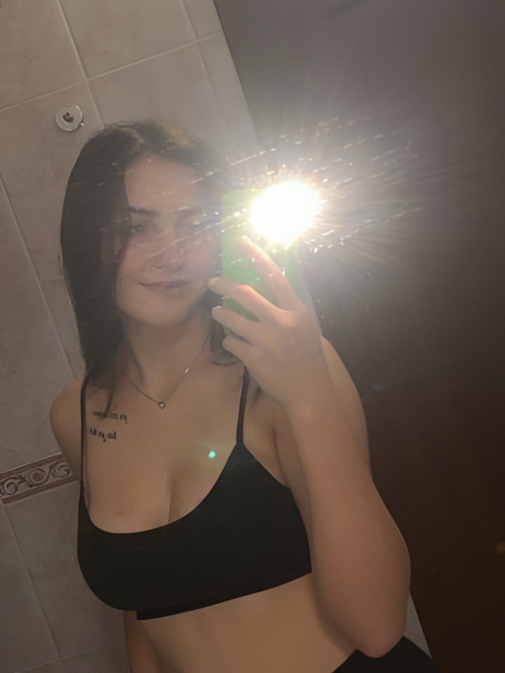 Богдана привлекальеная девушка из Успенки цена от 5000 руб