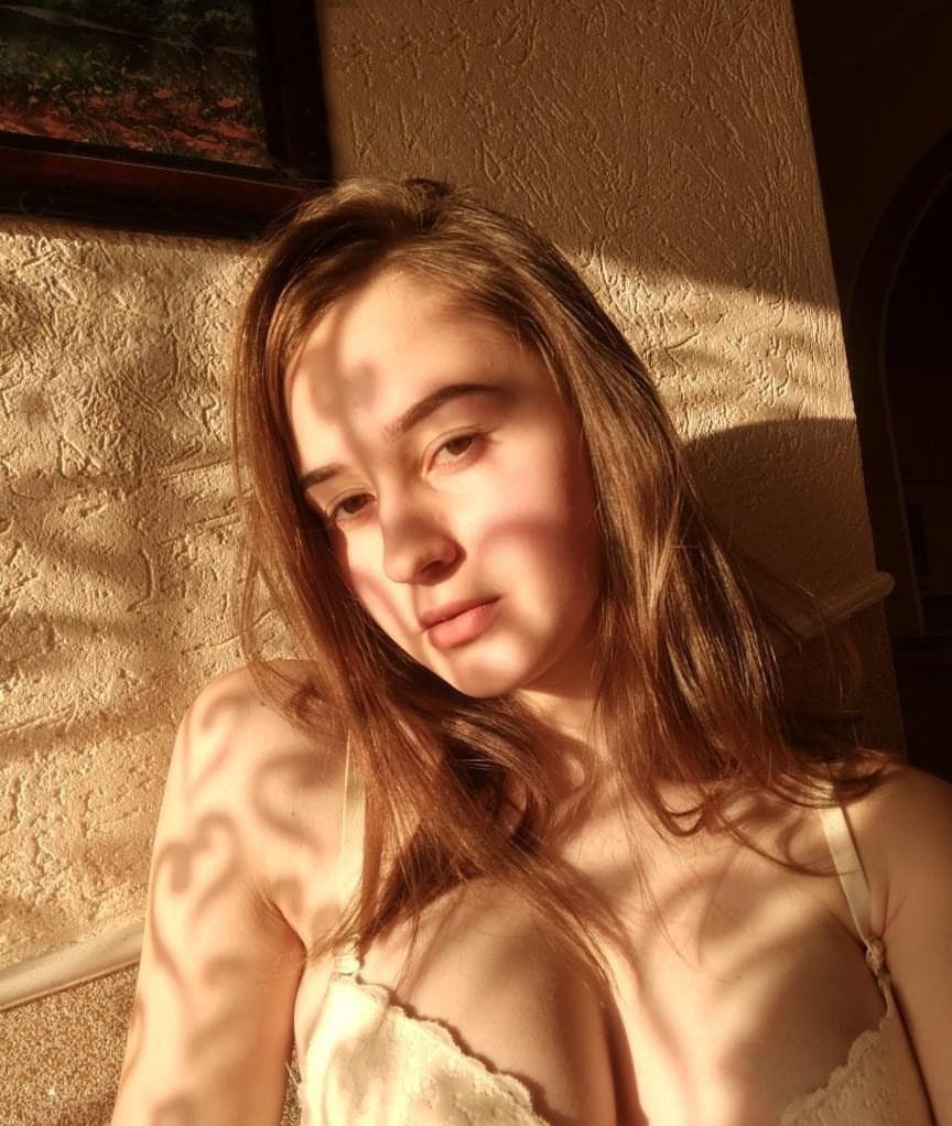 Анна привлекальеная девушка из Успенки цена от 3000 руб