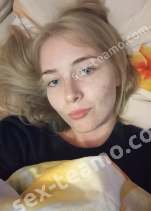 Лена привлекательная девушка из Успенки цена от 3500 руб
