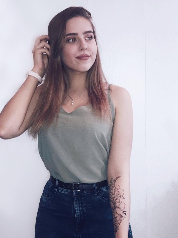 Катя привлекательная девушка из Успенки цена от 3500 руб